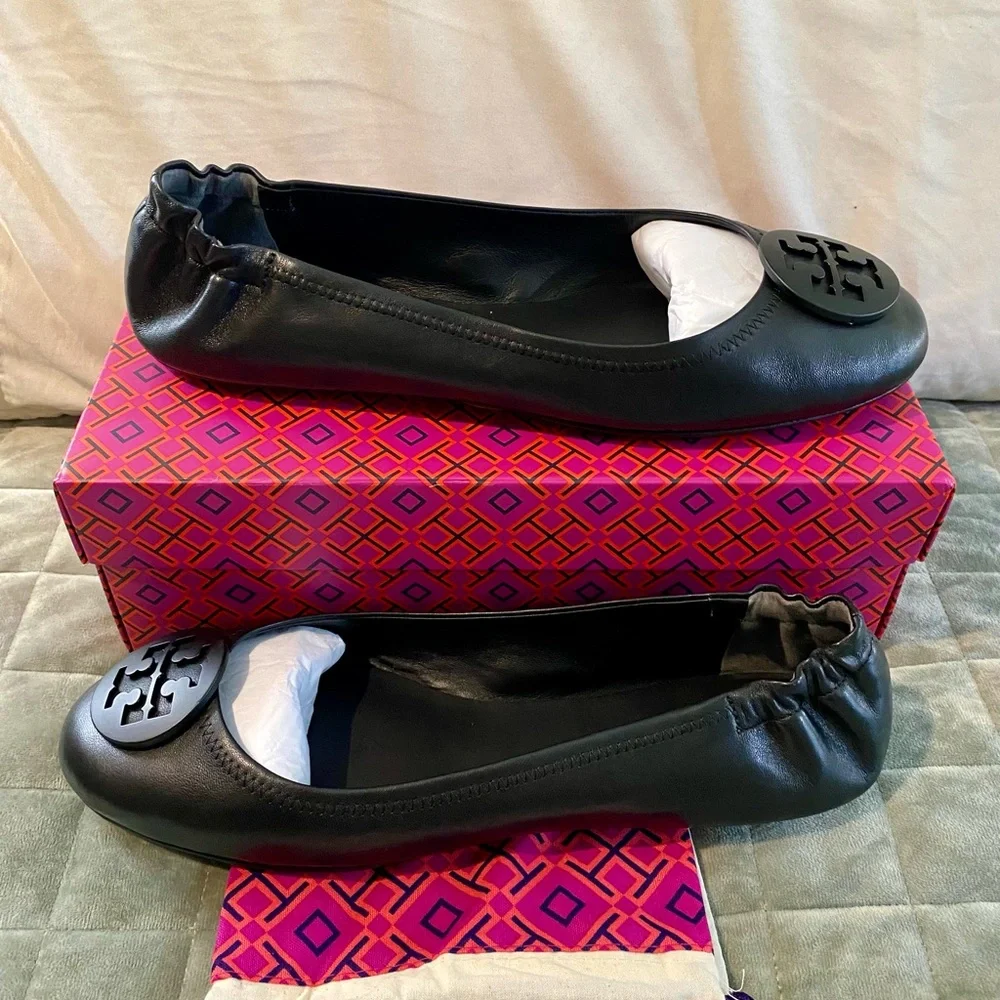 Tory Burch Black Minnie Travel  Ballet Flats 13 - Picture 2 of 5